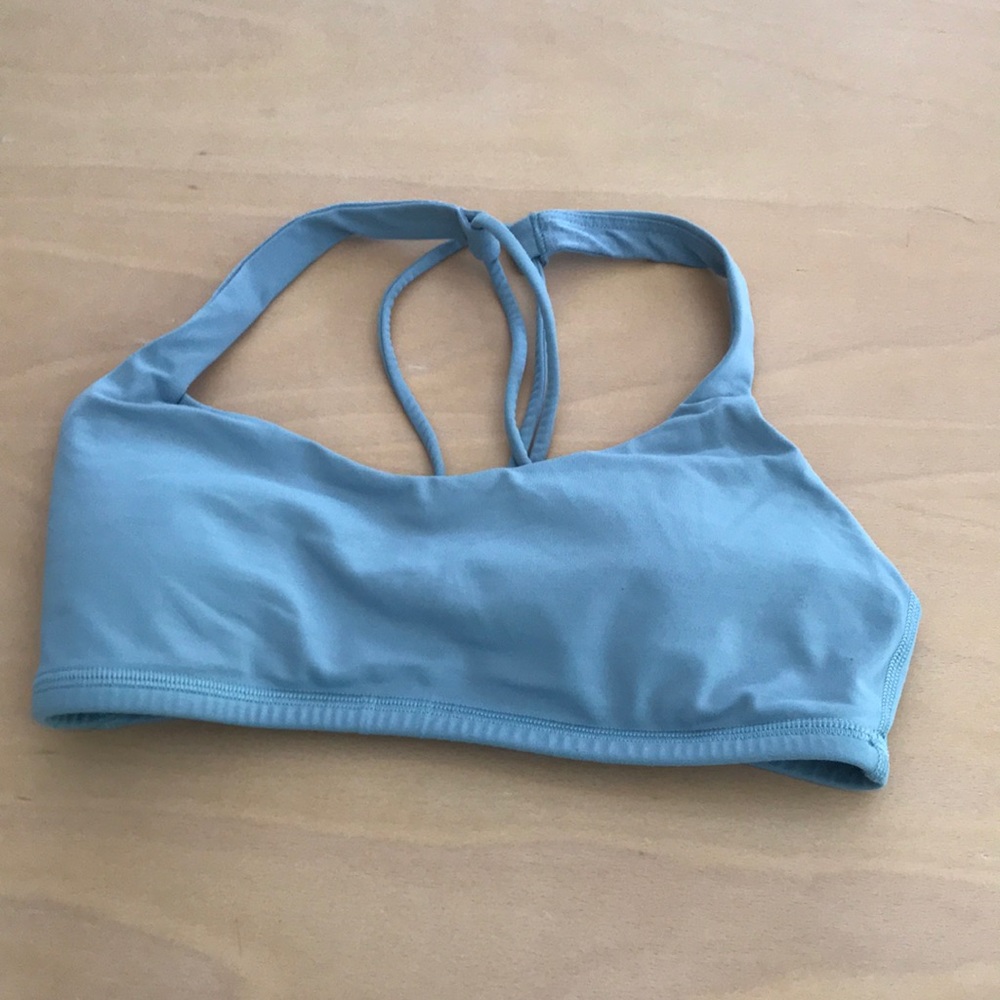 Lululemon Free to Be Bra*Light Support sz 4 blue